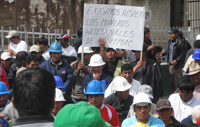 Mineros artesanales anuncian movilización para el martes 19 de noviembre en Abancay